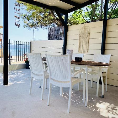 House By The Sea In Artemis Apartment Bagian luar foto